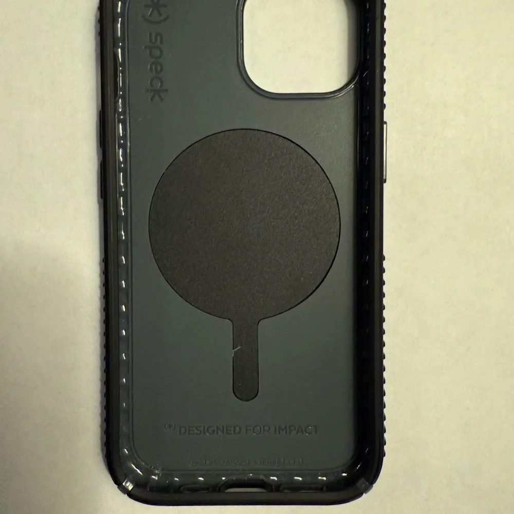 Speck Presidio2 Grip Black Case for iPhone 15/14/13 - Picture 3 of 3